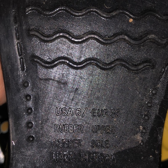 Stadium stompers - Picture 6 of 6